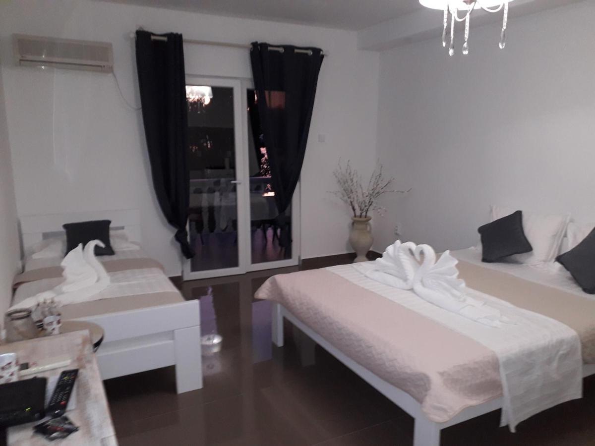 Ana Apartmani 斯韦蒂·斯特凡 外观 照片
